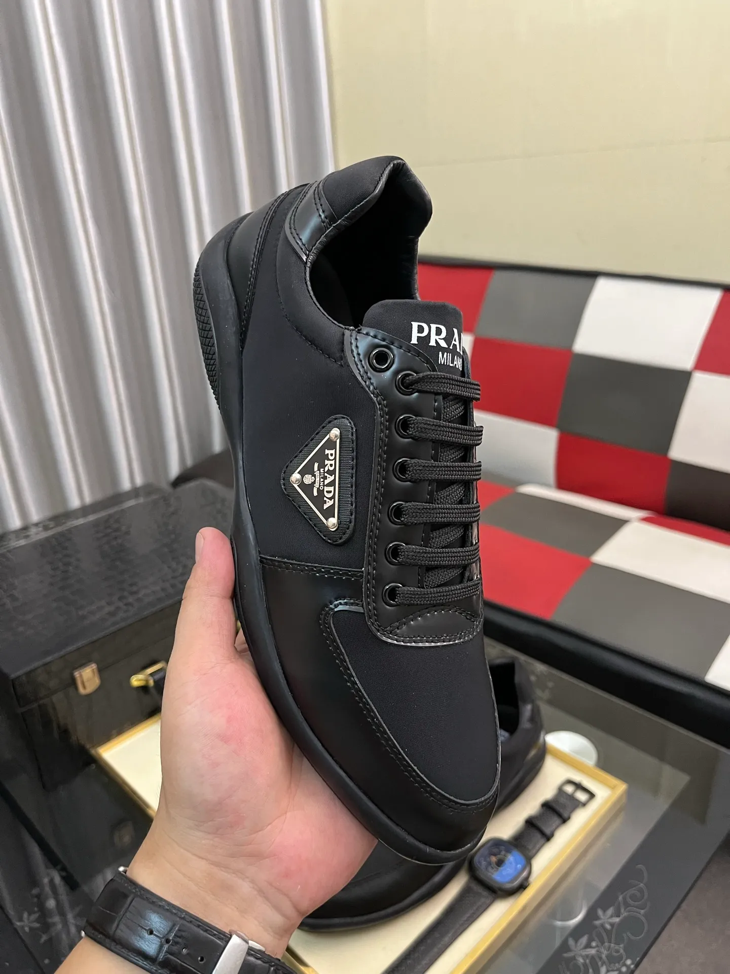 Men's Men's Shoes💰440⌚️⌚️《PRADA*》The latest and most popular casual shoes, top brand [seduce] luxury~purchasing agent, top~quality. [Strong] The upper is made of imported breathable cowhide with material ➕ breathable sheepskin feet (•) and fine workmanship. Original stylish and stylish soft rubber wear-resistant outsole, light and comfortable on the foot, size: 38-443️⃣colors available